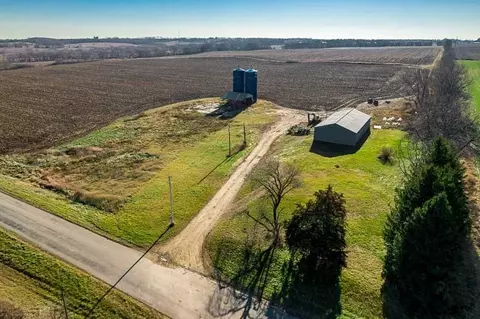 10738 Fish Hatchery Rd, Pecatonica, IL 61063 photo 5