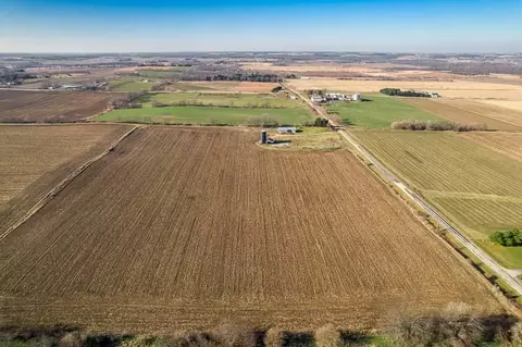 10738 Fish Hatchery Rd, Pecatonica, IL 61063 photo 10
