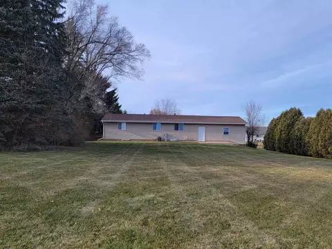 1652 Edgewood Dr, Lake Summerset, IL 61019 photo 7