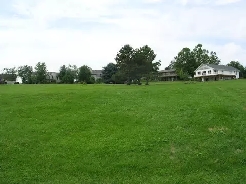 130 Newport, Lake Summerset, IL 61019