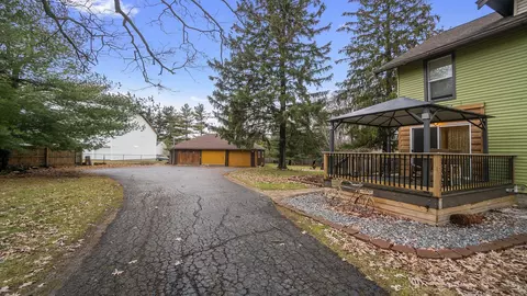 Exterior - 3927 Mill Rd, Cherry Valley, IL 61016 photo 9 of 10