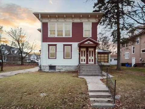 1016 Haskell Ave, Rockford, IL 61103