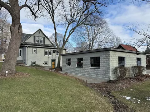 717 E Washington St, Mount Carroll, IL 61053 photo 8