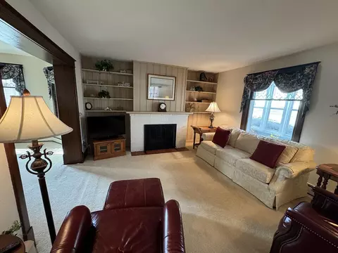 717 E Washington St, Mount Carroll, IL 61053 photo 12