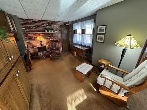717 E Washington St, Mount Carroll, IL 61053 photo 32