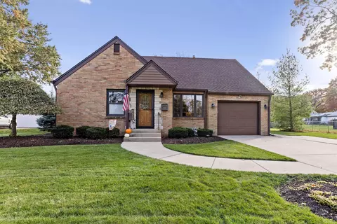 1311 Lundvall Ave, Rockford, IL 61107