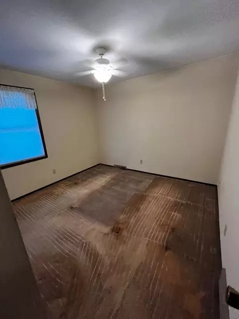 2018 E State St, Rockford, IL 61107 photo 5