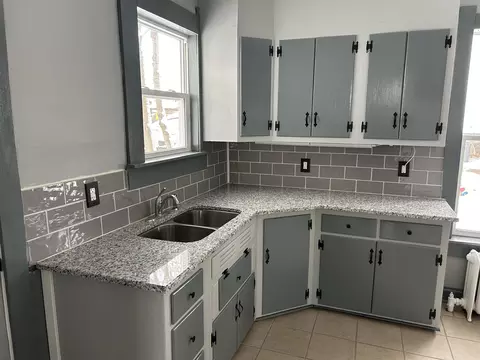520 S Burchard Ave, Freeport, IL 61032 photo 14