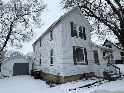 520 S Burchard Ave, Freeport, IL 61032 photo 30