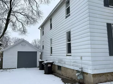 520 S Burchard Ave, Freeport, IL 61032 photo 32