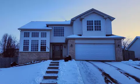 1905 Chamberlain St, Belvidere, IL 61008