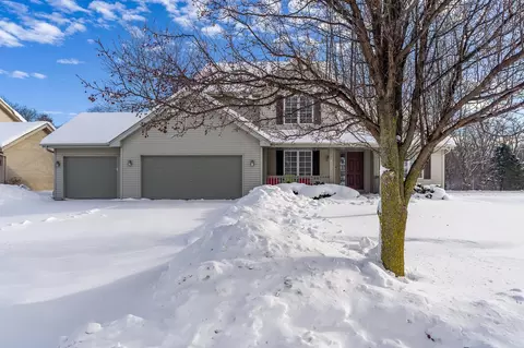 5123 Park Valley Dr, Loves Park, IL 61111