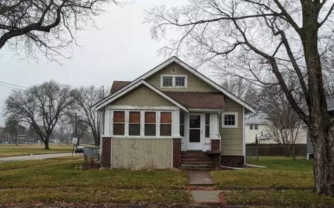 629 14th St, Rockford, IL 61101