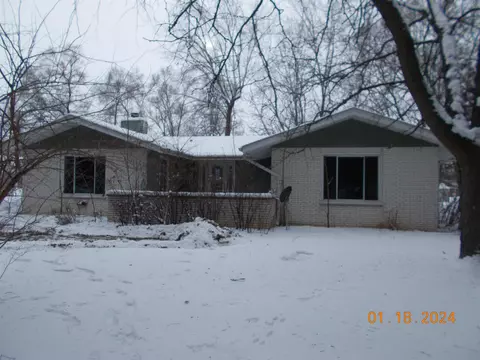 4161 Montclair Rd, Roscoe, IL 61073