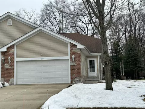 1350 Willow Grove St, Rockford, IL 61108
