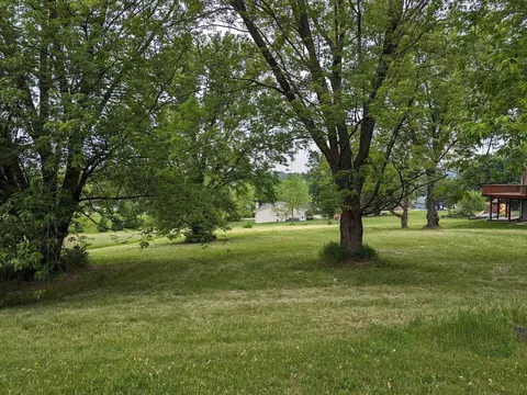94 Newport Rd, Lake Summerset, IL 61019 photo 1