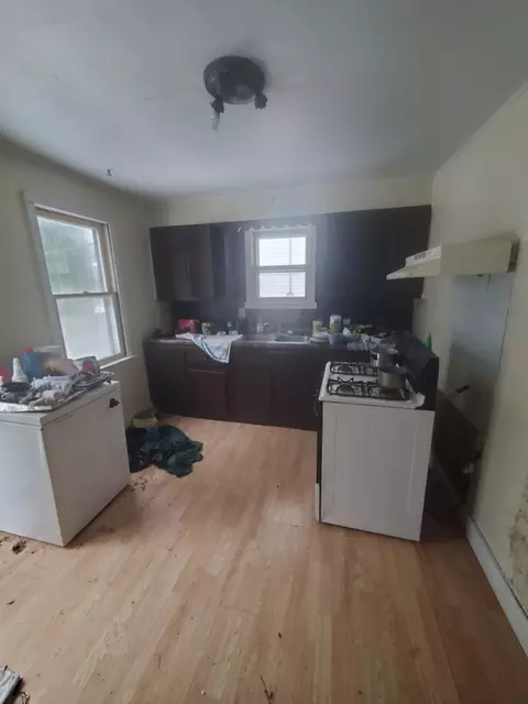 727 S 16th Ave, Freeport, IL 61032 photo 3