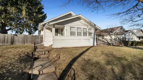 2222 15th Ave, Rockford, IL 61104