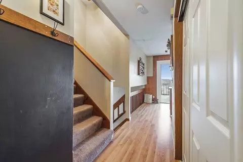 Entry Way - 607 Knollwood, Lake Summerset, IL 61019 photo 1 of 3