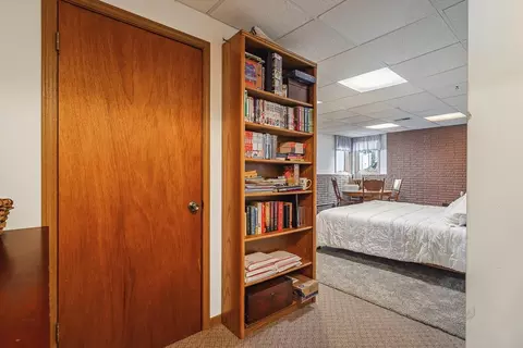 Bedroom - 607 Knollwood, Lake Summerset, IL 61019 photo 10 of 11