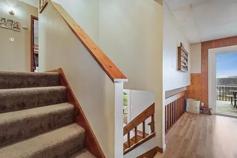 Entry Way - 607 Knollwood, Lake Summerset, IL 61019 photo 3 of 3