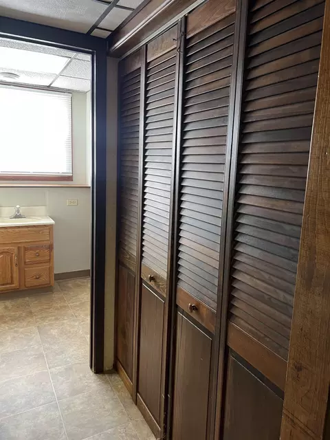 Bedroom - 1524 Jay St, Freeport, IL 61032 photo 1 of 9
