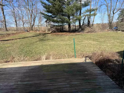 Exterior - 1524 Jay St, Freeport, IL 61032 photo 2 of 3