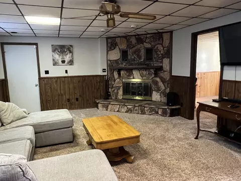 Living - 1524 Jay St, Freeport, IL 61032 photo 1 of 2