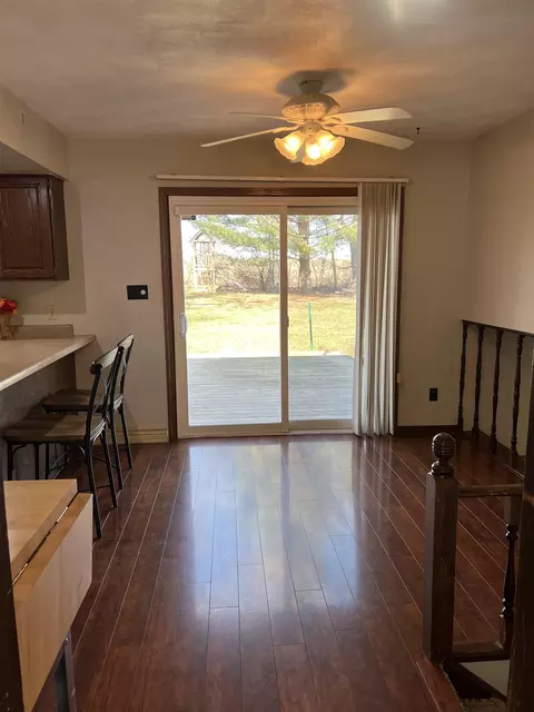Dining - 1524 Jay St, Freeport, IL 61032 photo 2 of 2