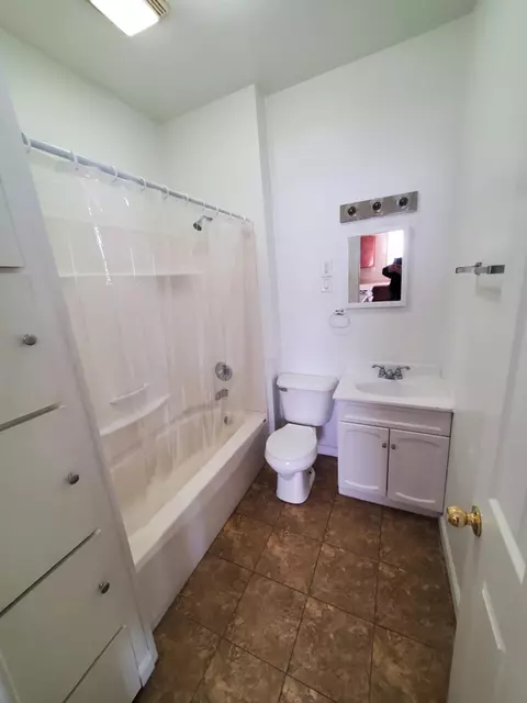 506 E Gdn, Freeport, IL 61032 photo 14