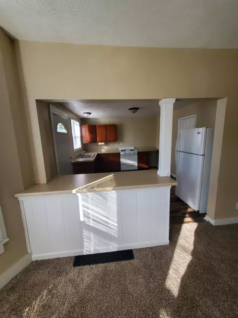 506 E Gdn, Freeport, IL 61032 photo 11