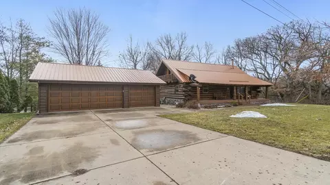 3454 Mill Rd, Cherry Valley, IL 61016