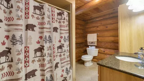 Bath - 3454 Mill Rd, Cherry Valley, IL 61016 photo 1 of 3