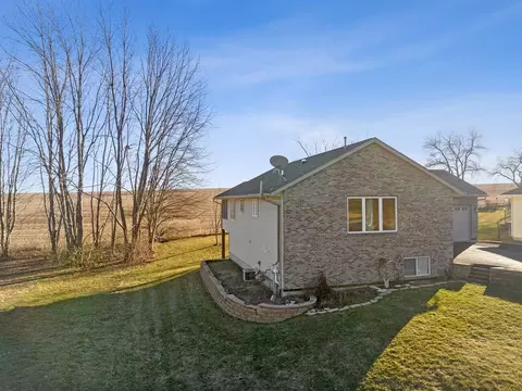 Exterior - 728 Westmore, Lake Summerset, IL 61019 photo 11 of 13