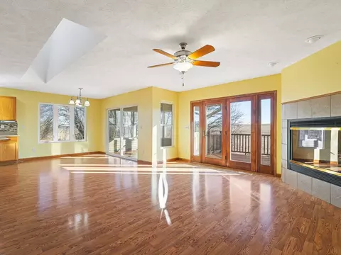 Living - 728 Westmore, Lake Summerset, IL 61019 photo 1 of 3