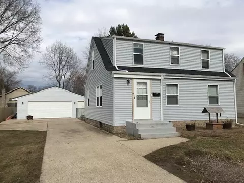 306 Burrwood Ave, Loves Park, IL 61111