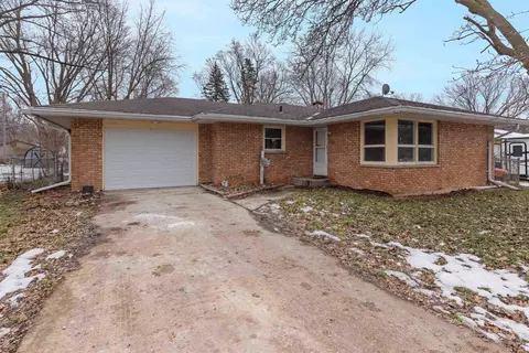 2108 21st St, Rockford, IL 61108