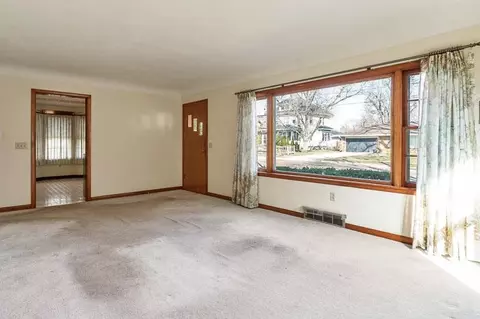 456 W 6th St, Pecatonica, IL 61063 photo 8