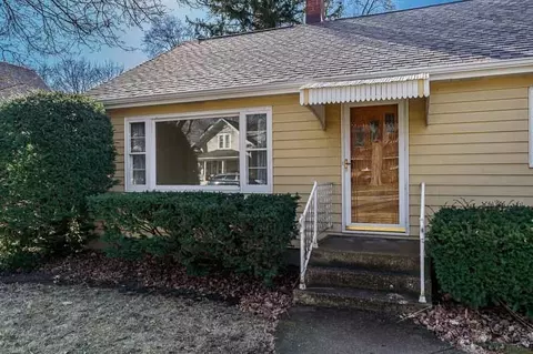 456 W 6th St, Pecatonica, IL 61063 photo 4