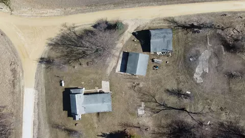 9406 S Rush Rd, Hanover, IL 61041 photo 4