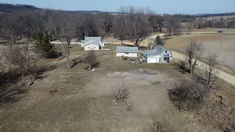 9406 S Rush Rd, Hanover, IL 61041 photo 5