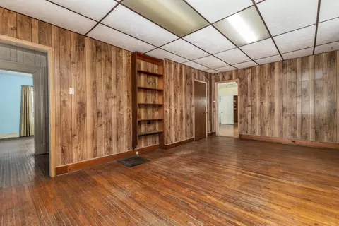 Living - 104 E Walnut St, Apple River, IL 61001 photo 2 of 3
