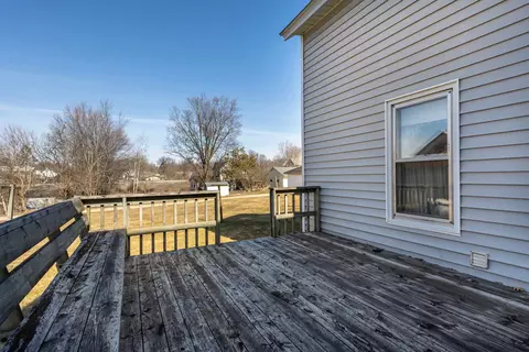 Exterior - 104 E Walnut St, Apple River, IL 61001 photo 7 of 9