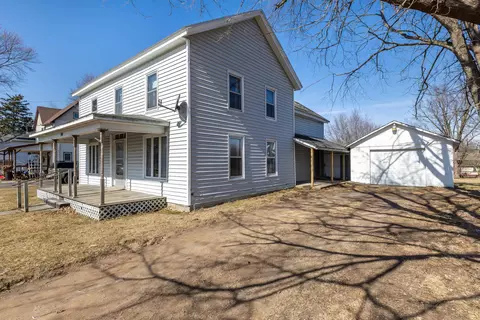 Exterior - 104 E Walnut St, Apple River, IL 61001 photo 9 of 9
