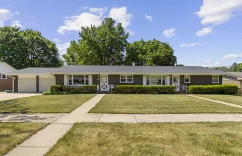 5251 Village Ct, Rockford, IL 61107