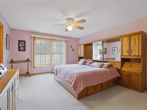 Bedroom - 1809 Darby, Lake Summerset, IL 61019 photo 1 of 5
