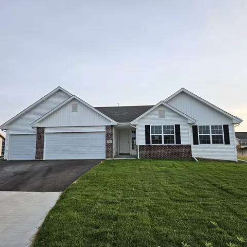 3701 Cardinal Dr, Beloit, WI 53511