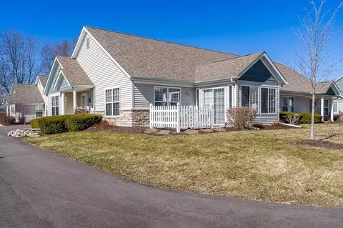 206 Lily Ln, Rockford, IL 61107