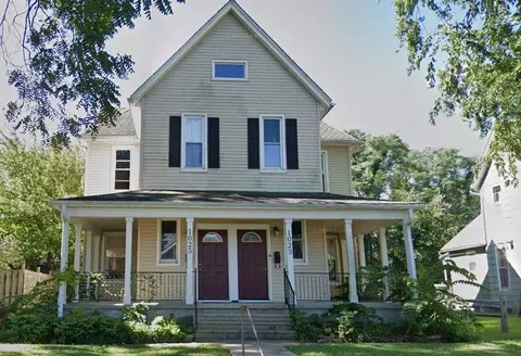 1023 Highland Ave, Dixon, IL 61021