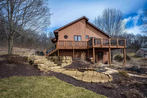 31 Heatherdowns Ln, Galena, IL 61036